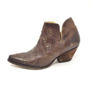 Shyanne Womens 9 Shoes Boots Ditza Western Studded Gold Ankle Booties Snip Toe